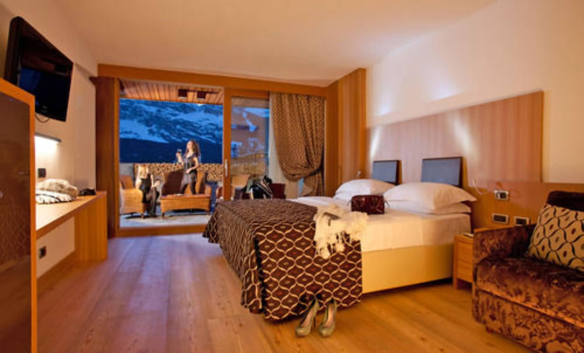 Hotel Alaska Cortina Кортина-д'Ампеццо Экстерьер фото