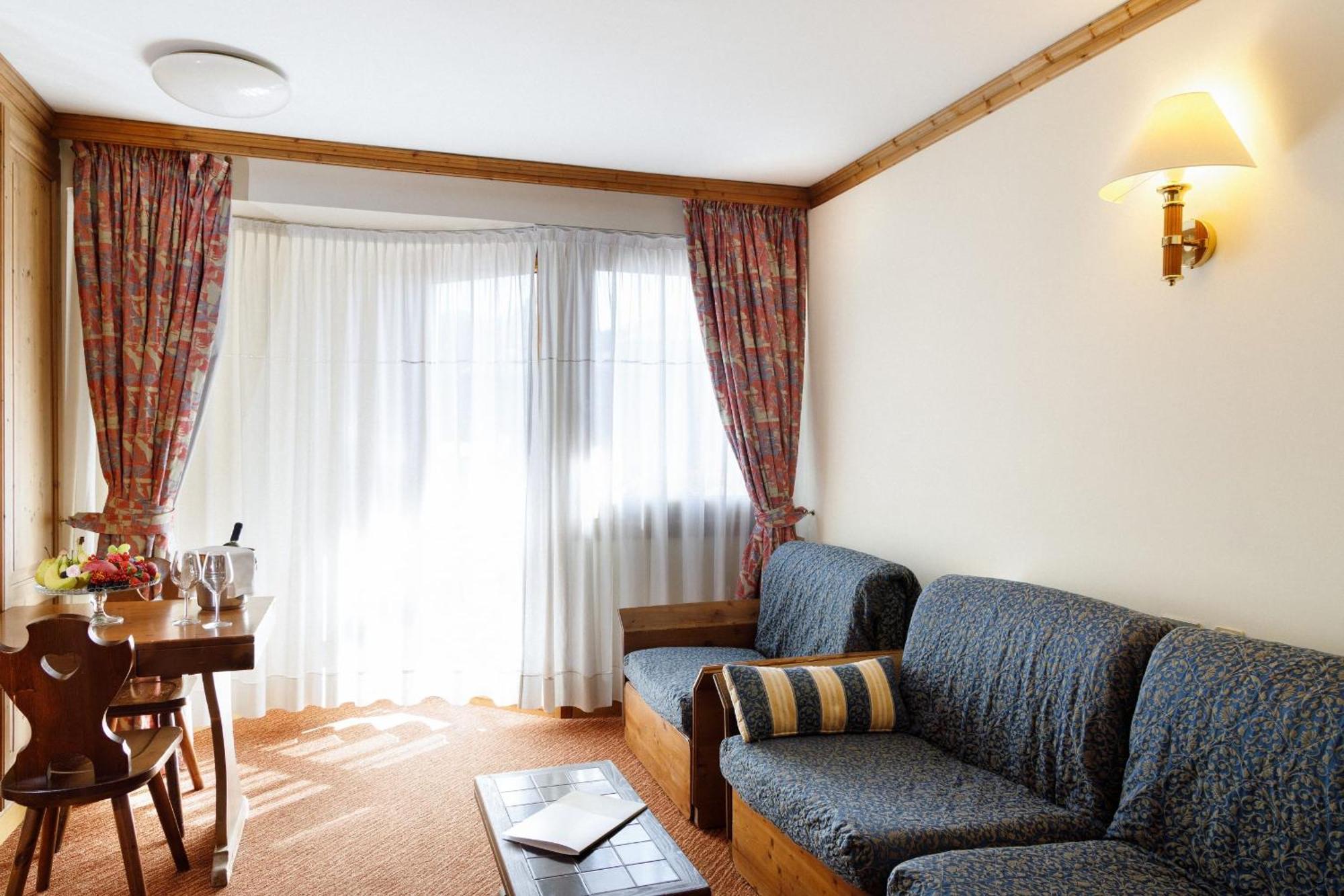Hotel Alaska Cortina Кортина-д'Ампеццо Экстерьер фото