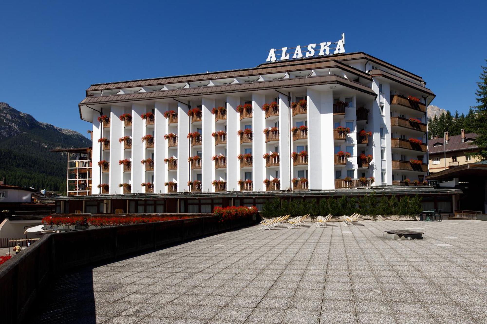 Hotel Alaska Cortina Кортина-д'Ампеццо Экстерьер фото